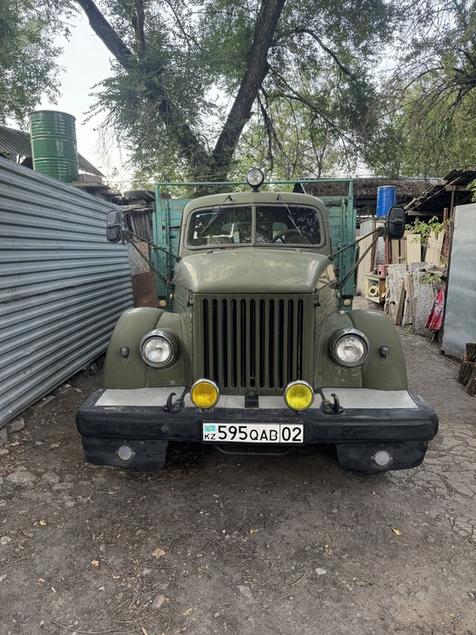 Продам  газ 51.Имеется тэнт,лестница.