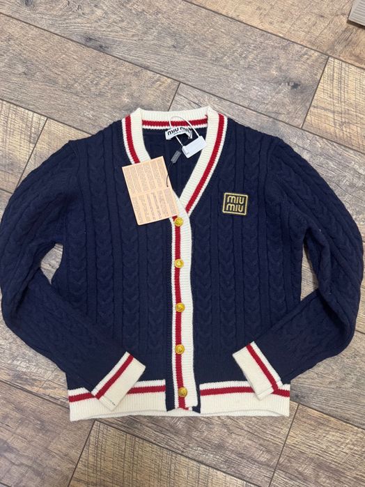 Нова дамска жилетка