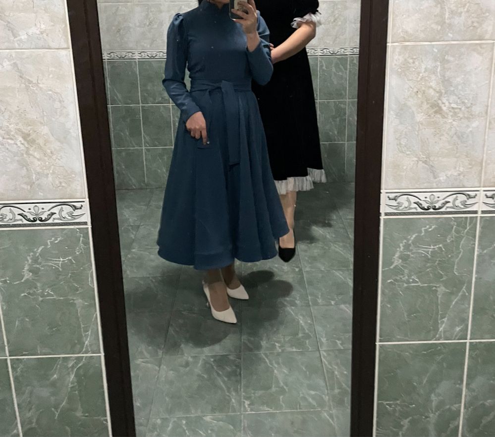 платье вечернее