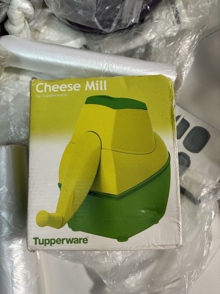 Tupperware microgurmet si razatoare Chef Grati