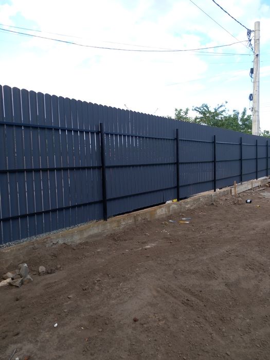 Garduri și porți la cerința clientului