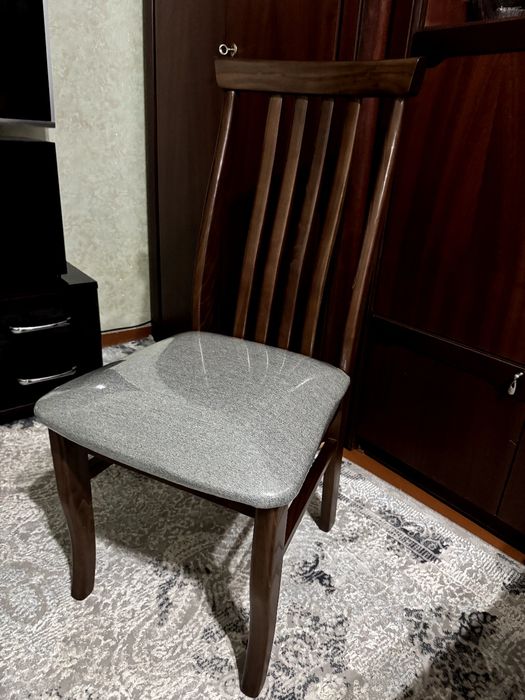 Стулья для зала или гостиной