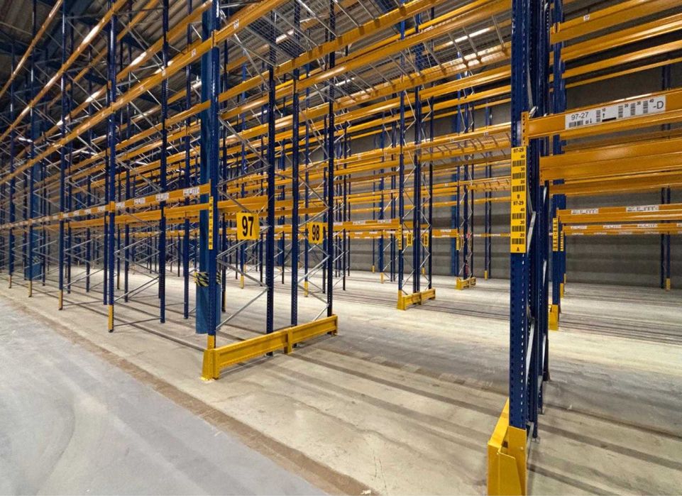 Rafturi metalice industriale