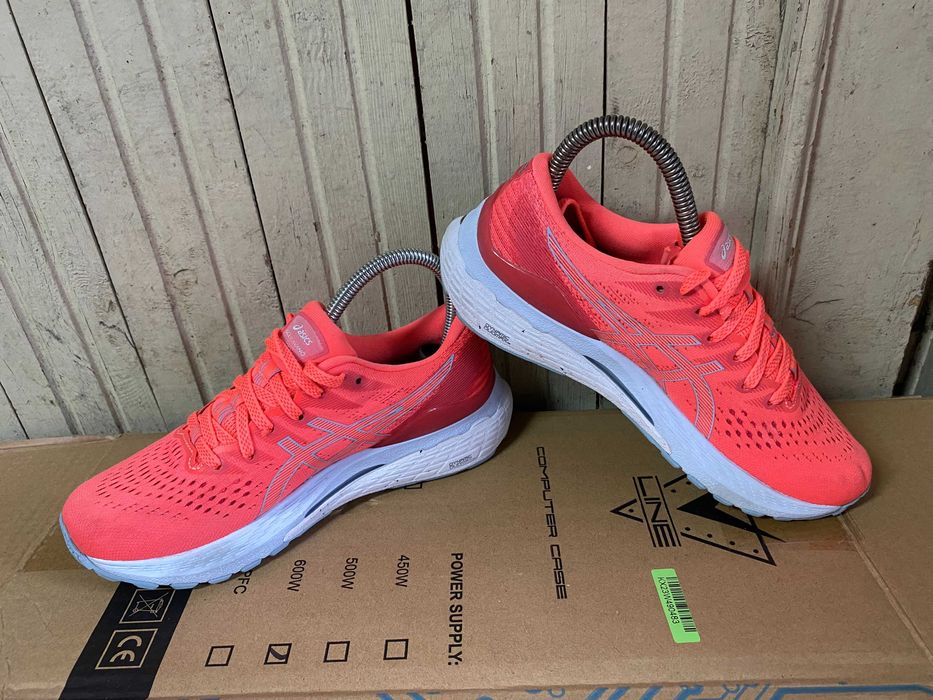 ''Asics Gel-Kayano 28''оригинални маратонки 37.5 номер