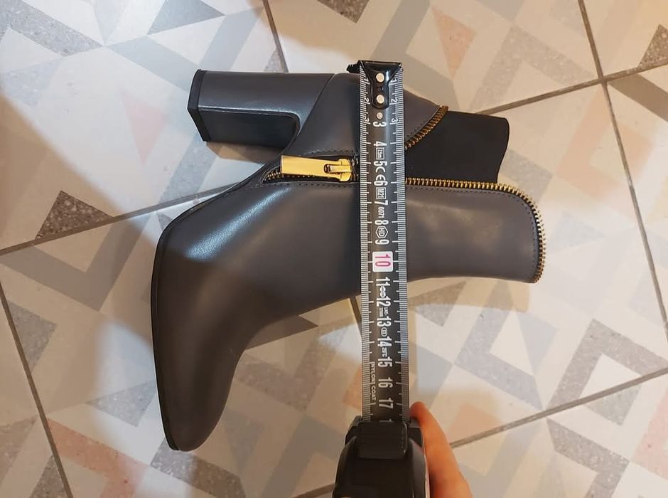 Ghetuțe piele Italia