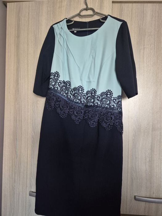 Официални Рокли по 50лв