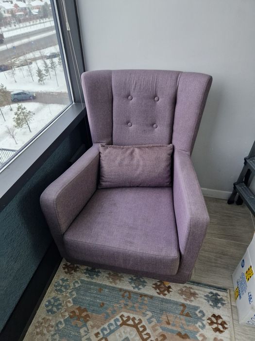 Отдам кресло даром.