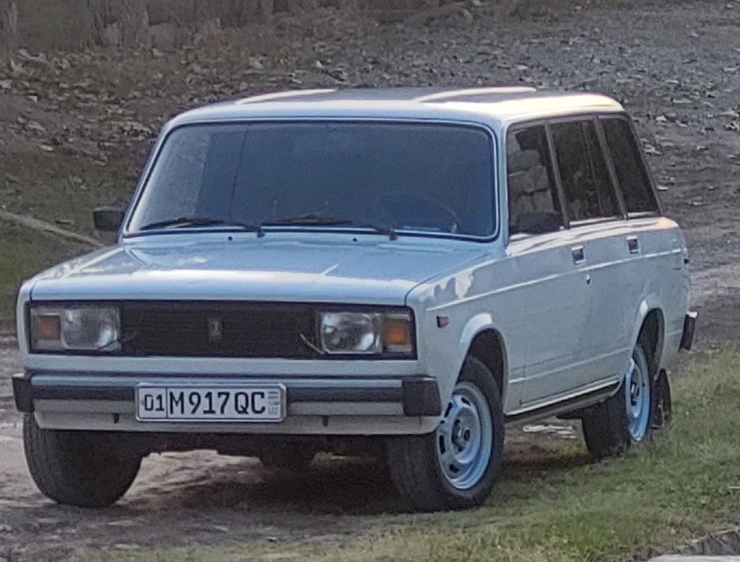 2104 sotiladi 1989 yil radnoy kraskada