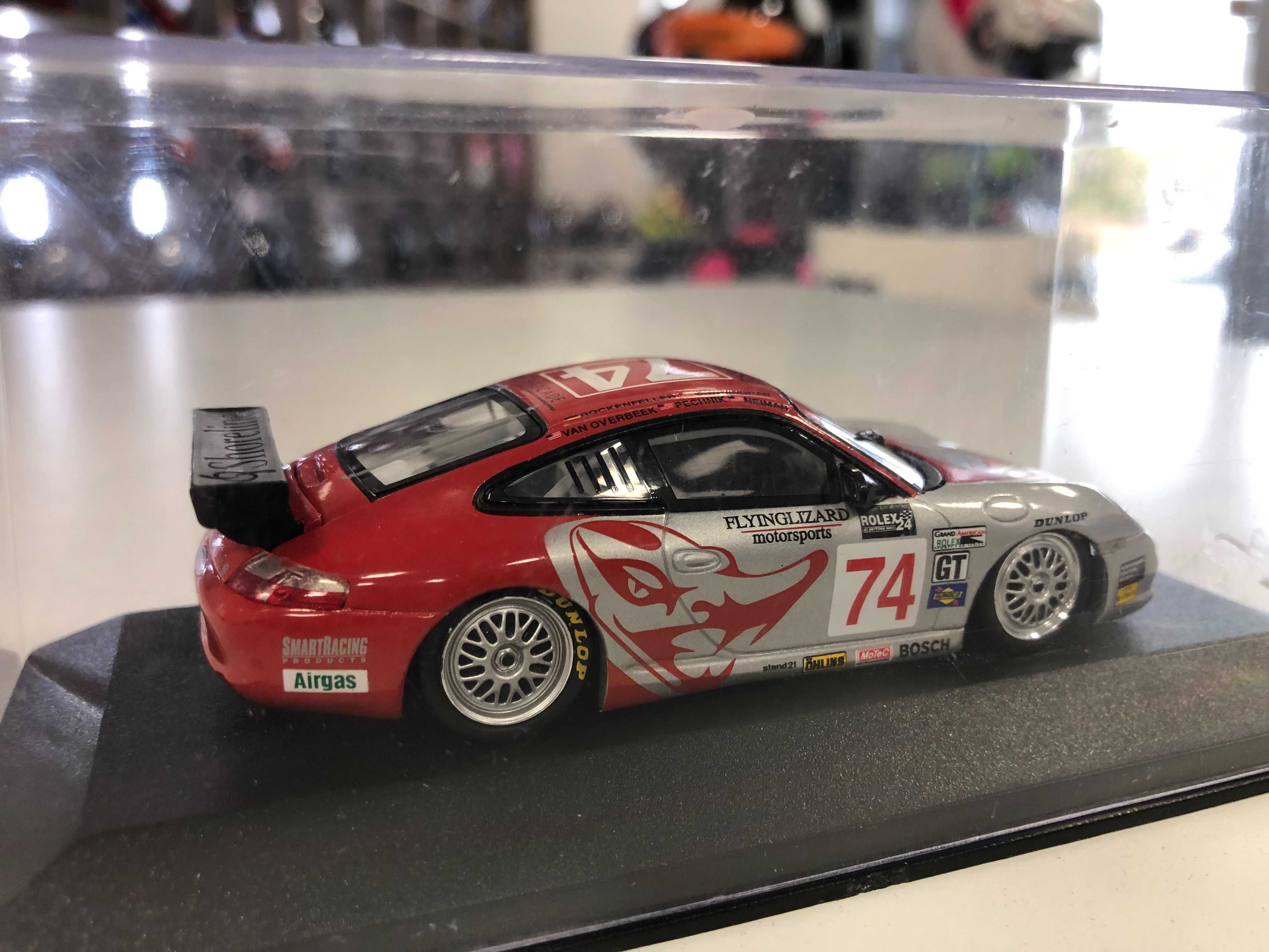 Колекционерски модел метална количка MINICHAMPS PORSCHE 911 GT3  1:43
