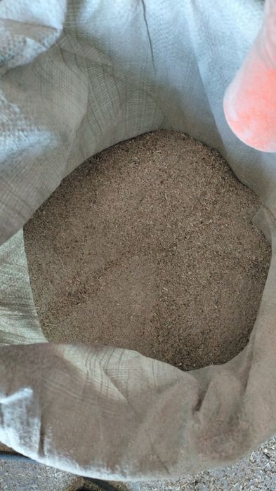 Тартылған жем сатылады