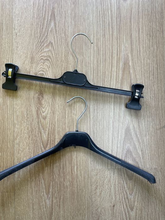 Umerase pentru haine din plastic