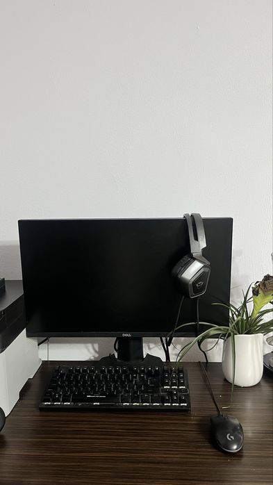 PC + setup ul intreg.