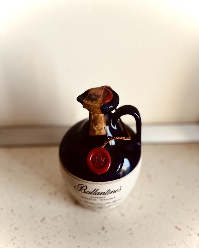 Ballantines Finest Scotch-limited edition 1827