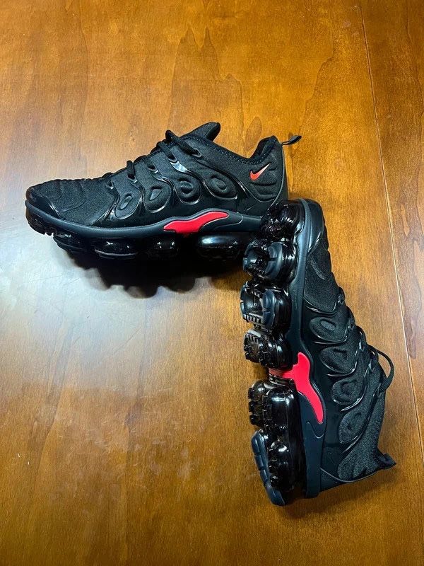 Nike Air Vapormax 42 noi/new