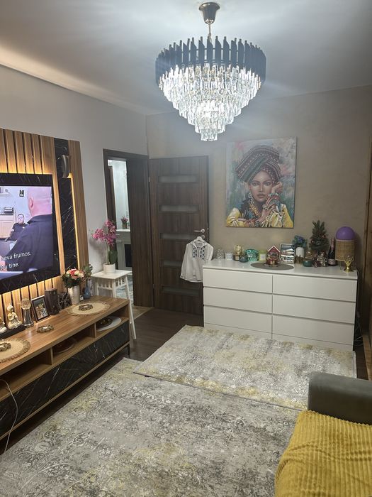 Vand apartament 2 camere