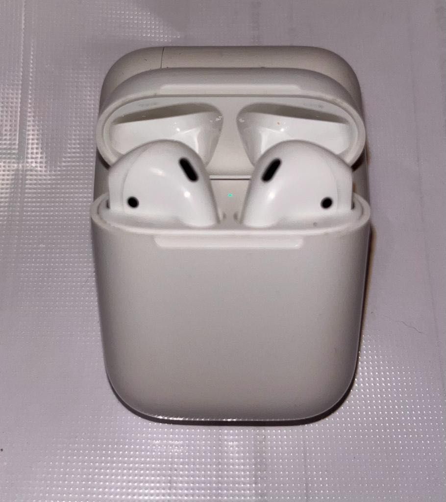 AirPods 1 серия, 2 пары