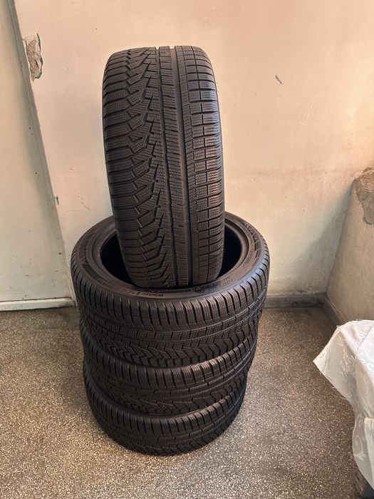 Anvelope iarna 225/45/18 cu 245/40/18 Hankook