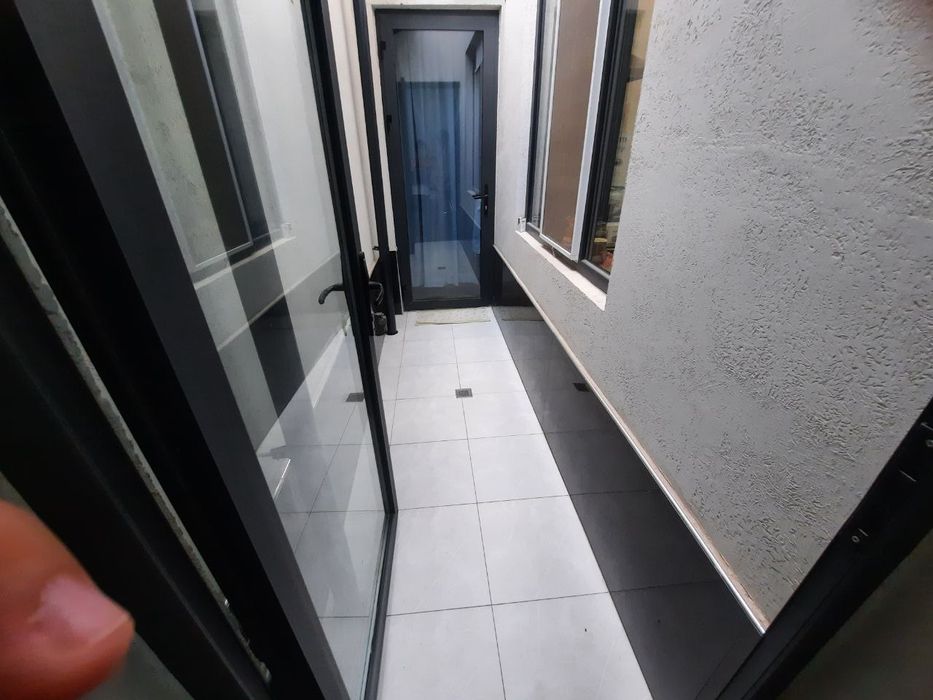 Uy sotiladi srochna oladiganlar bosa 100 000$