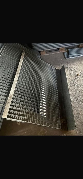 Grătare zincate galvanizate