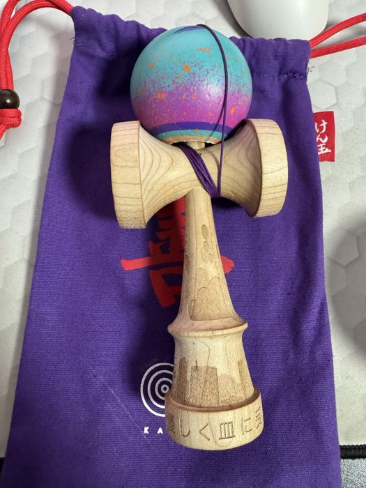 Kendama USA kenyatta williams pro model SILK paint