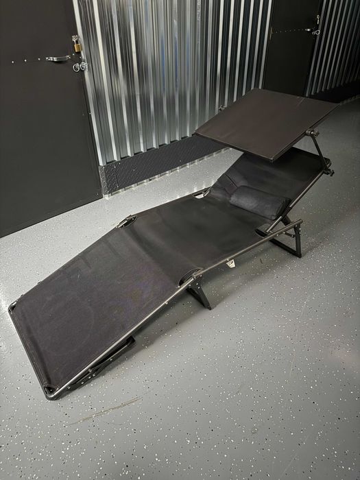 Sezlong pliabil cu parasolar