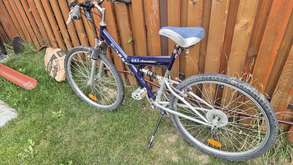 Bicicleta 27.5" cu 18 viteze