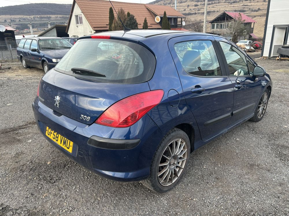 bara fata Peugeot 308 1.6Hdi dezmembrari peugeot an2008