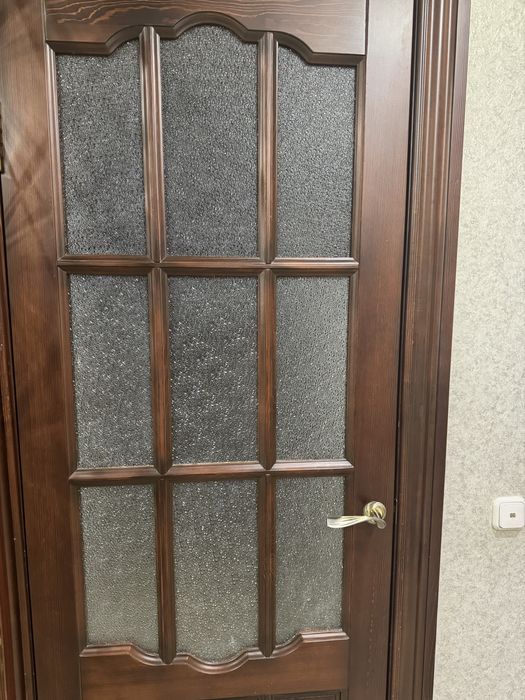 Продам 8 дверей Декор из натурального дерева