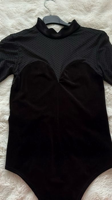 Уникално дантелено черно боди