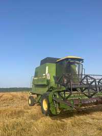 Combina John Deere 1075