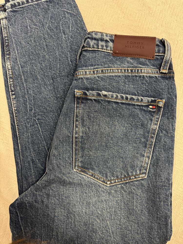Tommy Hilfiger новые джинсы