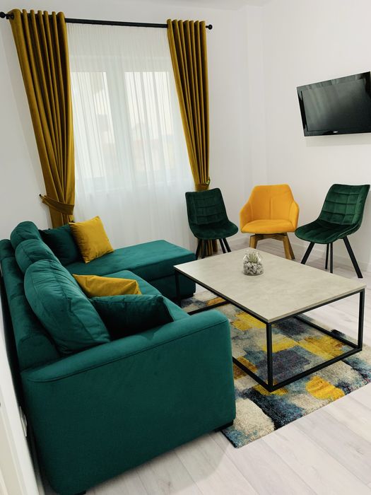 Inchiriez apartament 57 mp, parcare inclusa