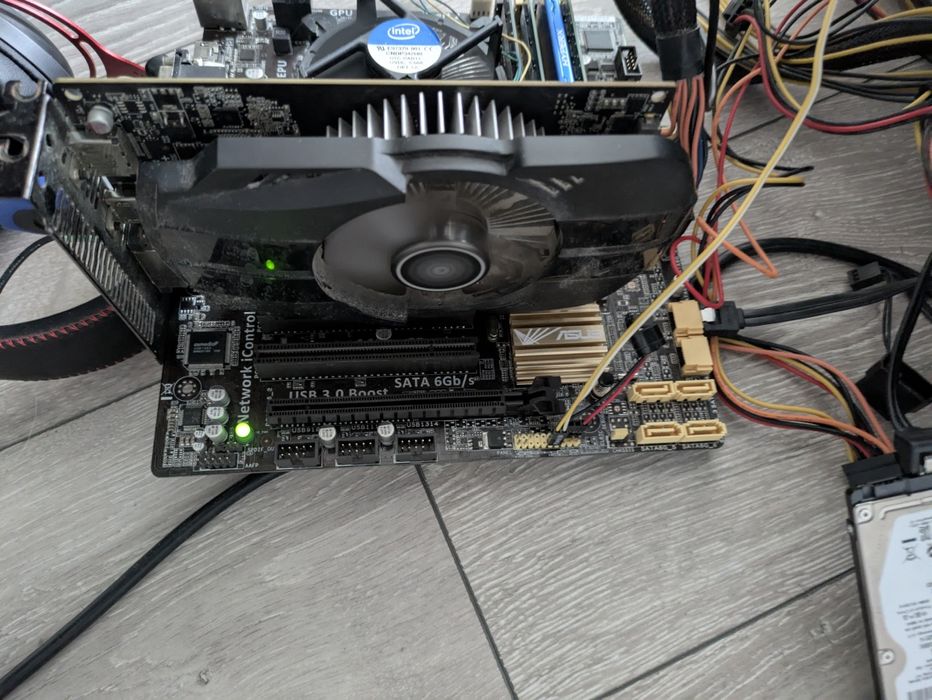 Placa video Asus GTX 1050 2GB