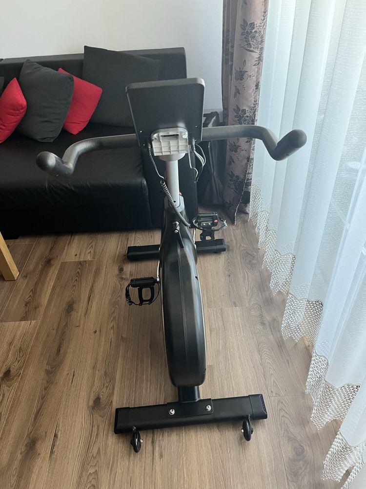 Bicicleta spinnning BodyFit SB7000