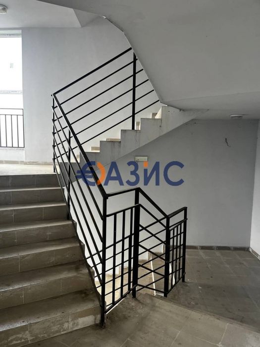 Двустаен апартамент в ж. к. син Диамант, Бургас.( рудник). 20/25 ет.,