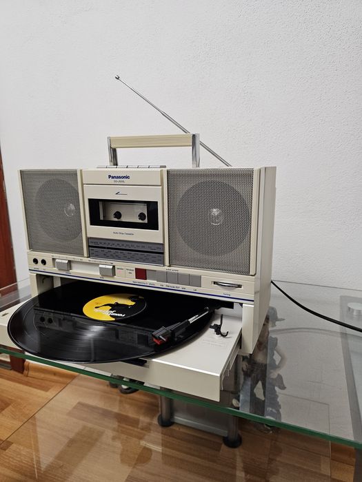 Radio Casetofon cu Pick-up Panasonic SG-J500L