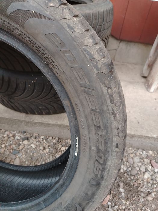 Vând cauciucuri 205/55/R16 Apollo