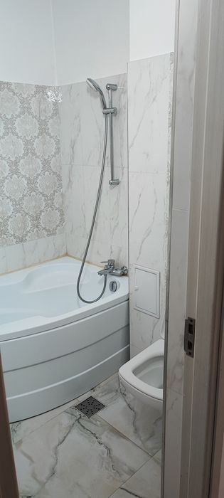 Apartament 3 camere 2grupuri sanitare, 88 m², Dacia – Bicaz,