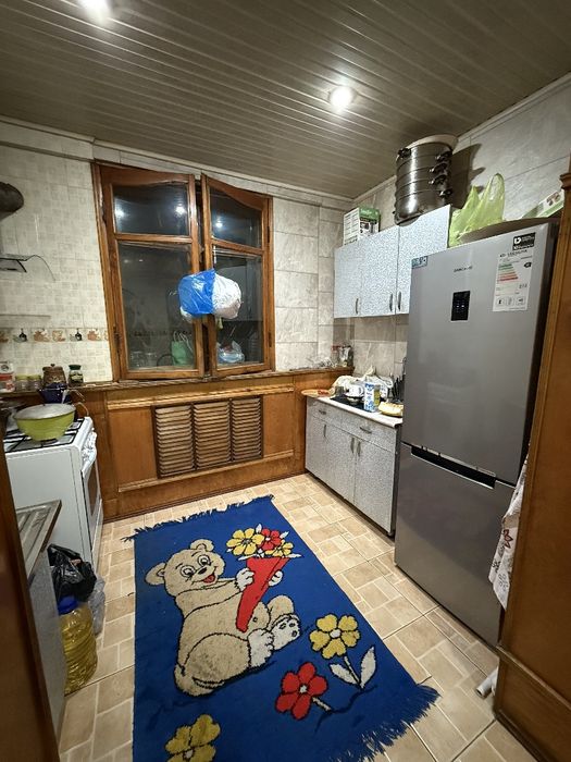 5 xonali kvartira sotiladi. Shayxontoxur tumanida