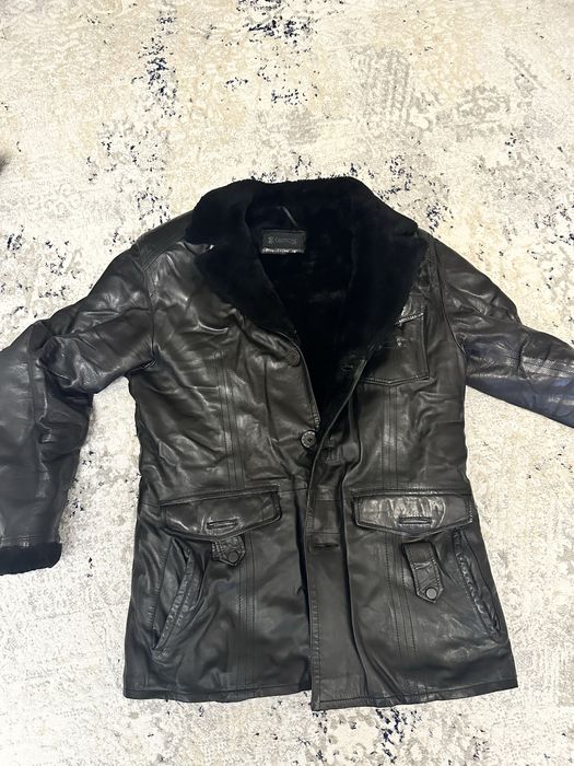 Настрящая кожаная дубленка