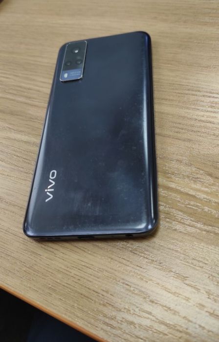 Vivo y53s sotiladi