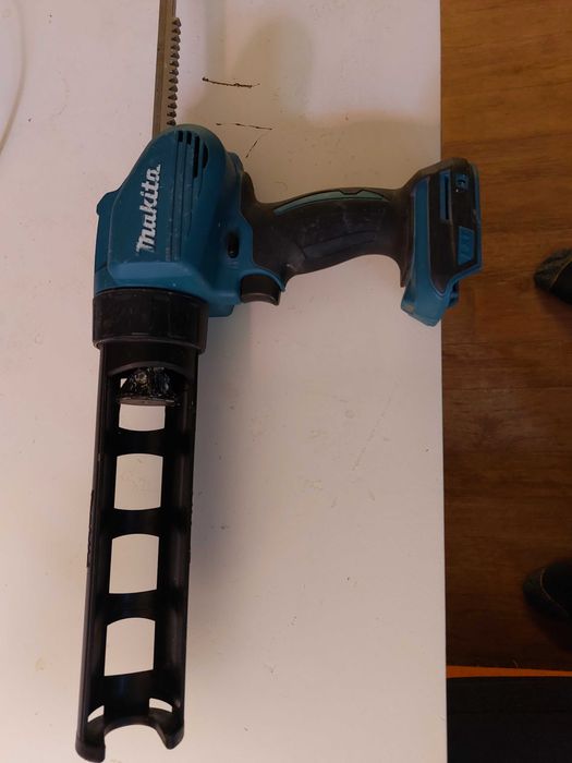 Makita  DCG 180  18 v