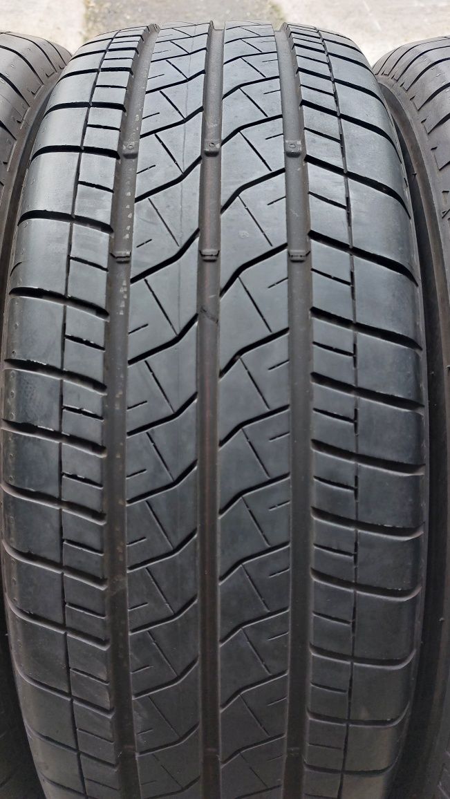 Летни гуми за Бус 215/65/16 C Dunlop Duravis 4 броя