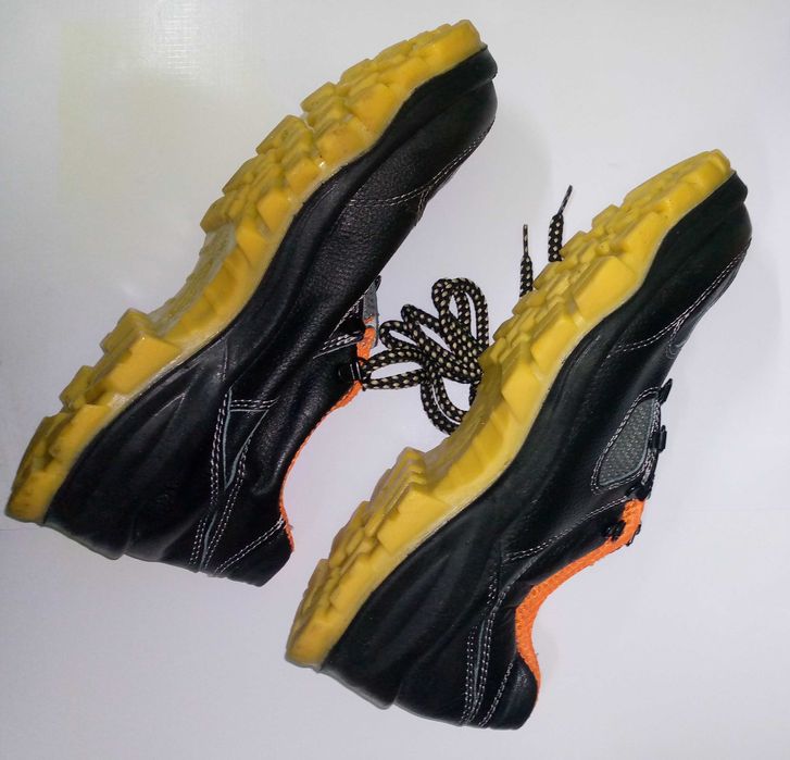 Ботинки рабочие (с усиленным носком)