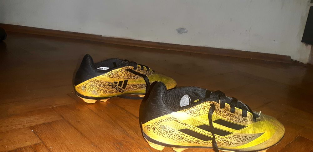 Бутонки Adidas  размер 33