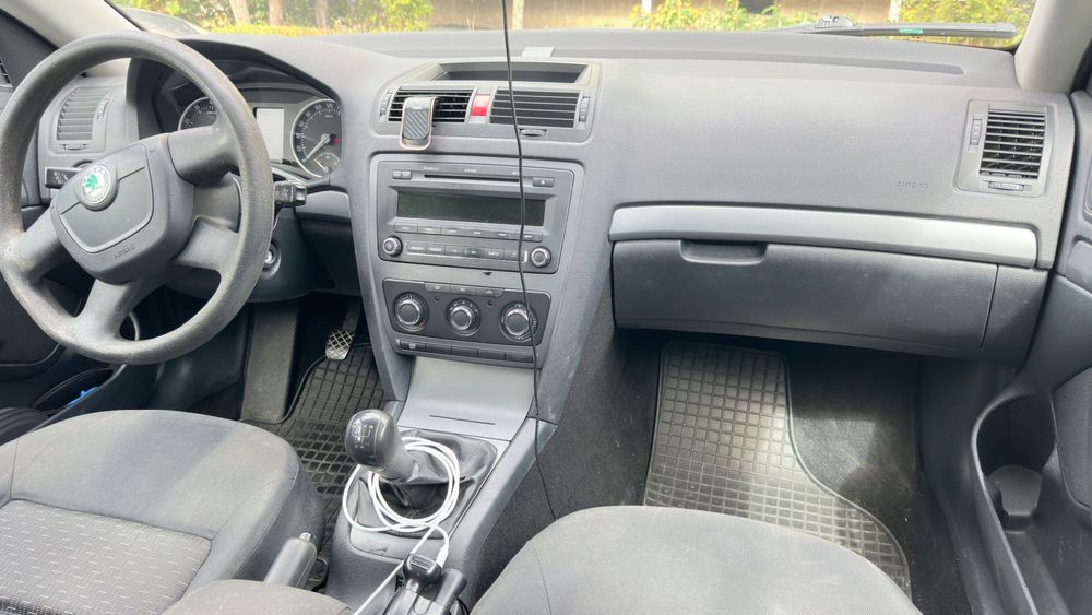 Vând Skoda Octavia2