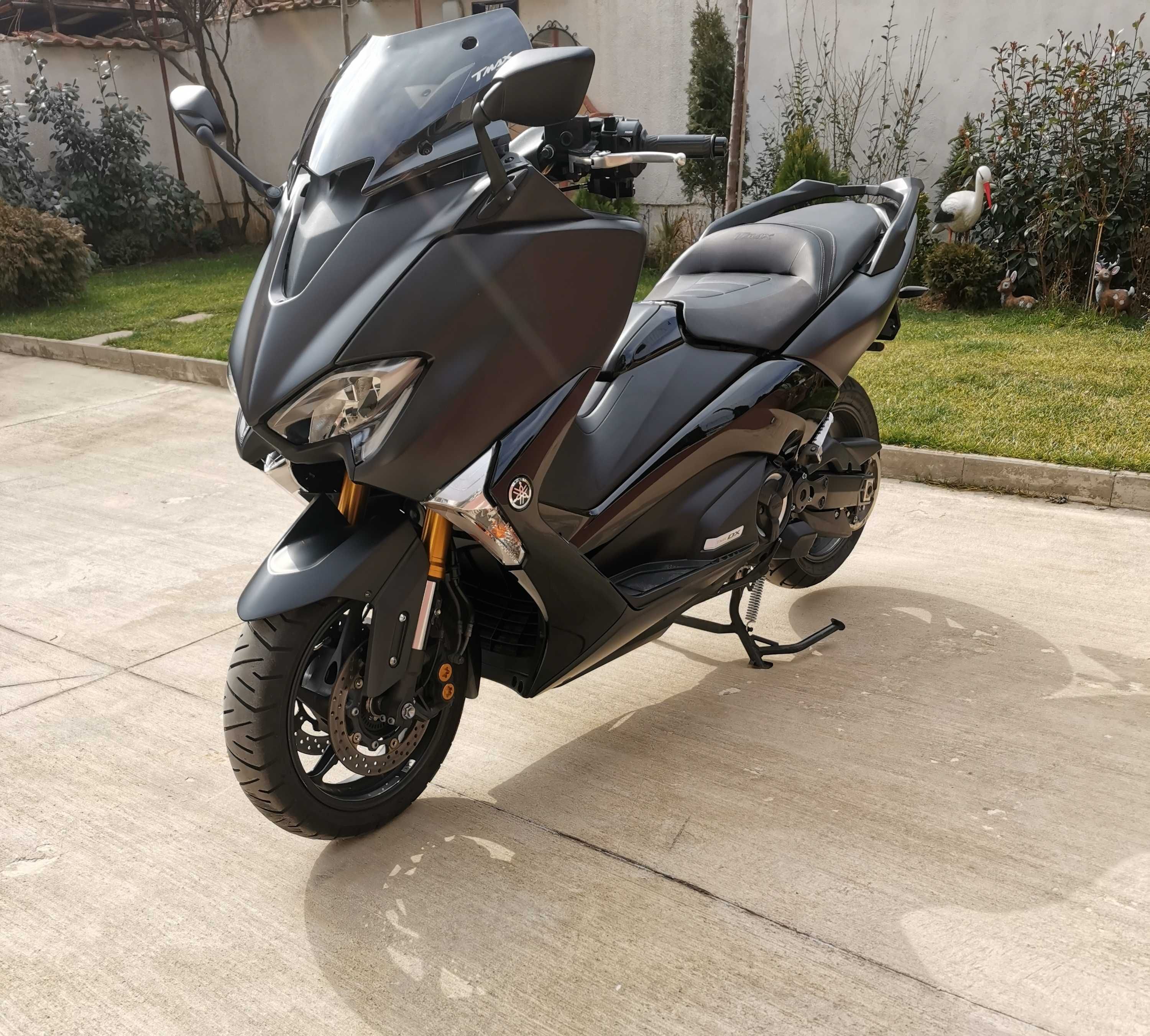 Yamaha T-max DX...