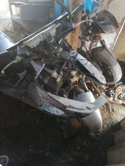 Продам скутер 150 кубов