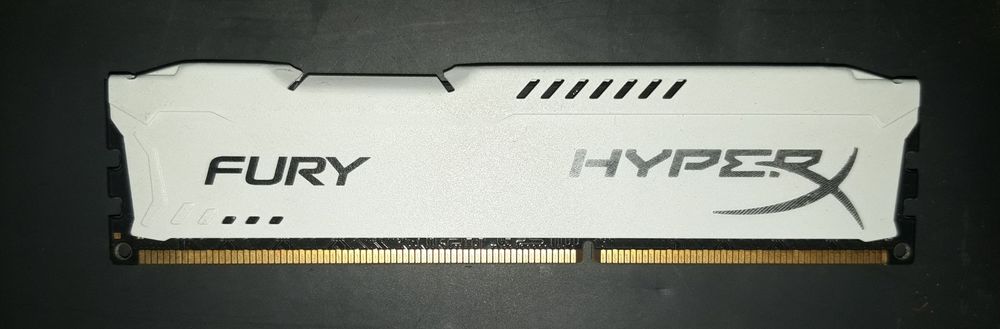 Memorie ram / Kingston HyperX Fury / 8gb / ddr3 / 1866 mhz