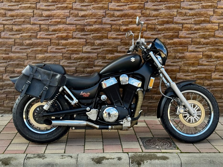 Suzuki Intruder 1400